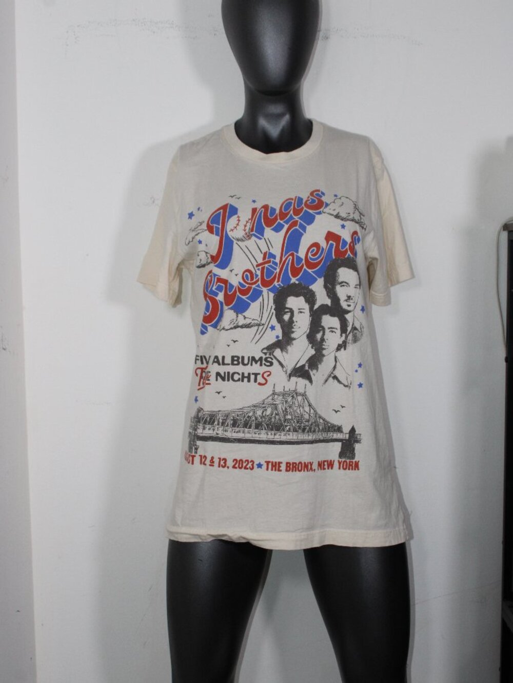 Jonas Brothers 2023 Yankee Stadium Tour Shirt Five Albums One Night Bronx NY M